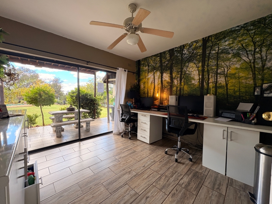 Commercial Property for Sale in Wilkoppies North West